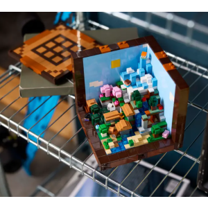 Lego The Crafting Table 21265 Pre-order