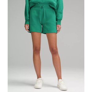 lululemon Scuba High-Rise Short 5"