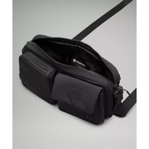Multi-Pocket Crossbody Bag 2.5L