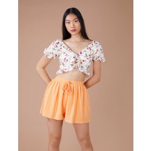 BCBGeneration Flying Butterflies Knot-Front Crop Top| BCBGENERATION of BCBGMAXAZRIA