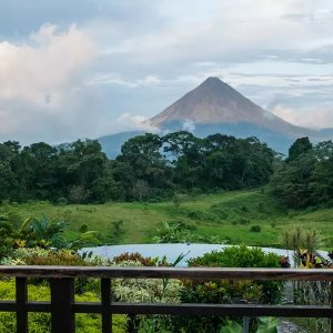 ✈ 6-Night Costa Rica Beach & Volcano Vacation with Car and Air from Travel By Jen - Arenal