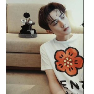 Kenzo logo-print short-sleeved T-shirt