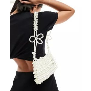 flower strap pearl shoulder bag in white