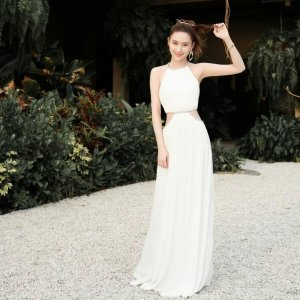 Alice + Olivia Myrtice cut out-detail maxi dress