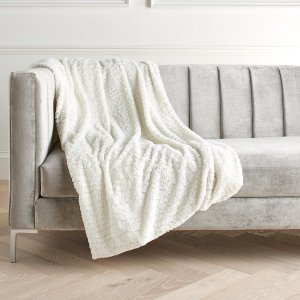 Z GALLERIE Croc Throw - Ivory