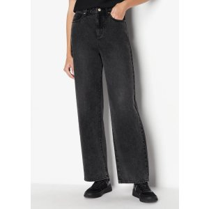 Wide-Leg Jeans
