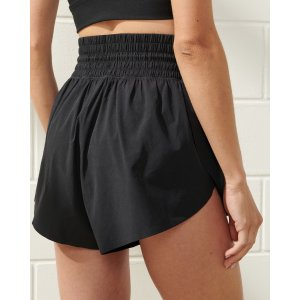 Abercrombie & Fitch YPB motionTEK Lined Flyaway Short