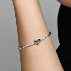 Pandora Final Sale - Pandora Moments Heart & Butterfly Bangle