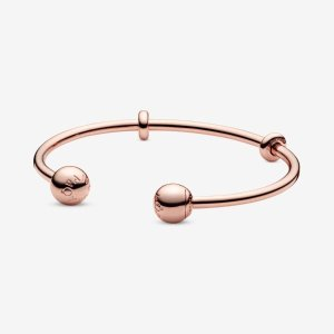 Pandora FINAL SALE - Pandora Moments Open Bangle
