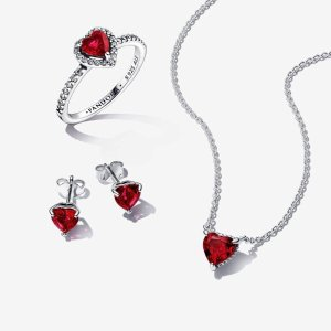 Pandora Sparkling Red Heart Ring Set