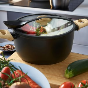 Ikea HUSKNUT Pot with lid, black, 5.0 qt