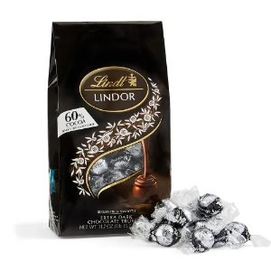 Lindt 60% Extra Dark Chocolate LINDOR Truffles 75-pc Bag (31.7 oz)